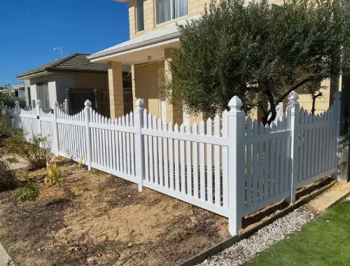 Decorative front boundary fence with pickets for added street appeal